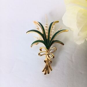Vintage Roland Palm Leaf Gold Tone Brooch